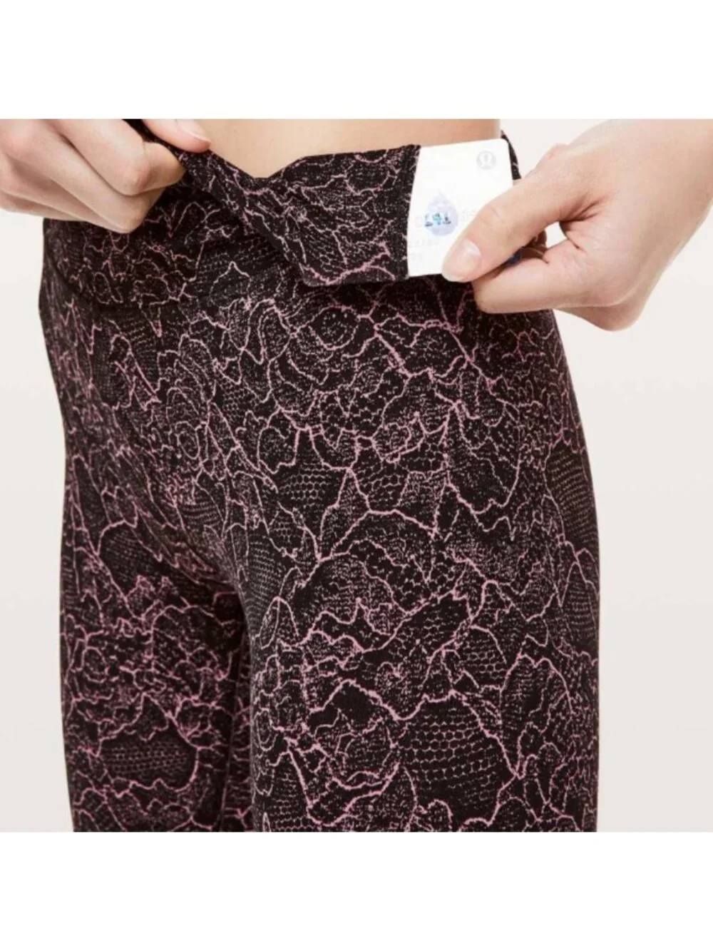 Lululemon Align Crop *21